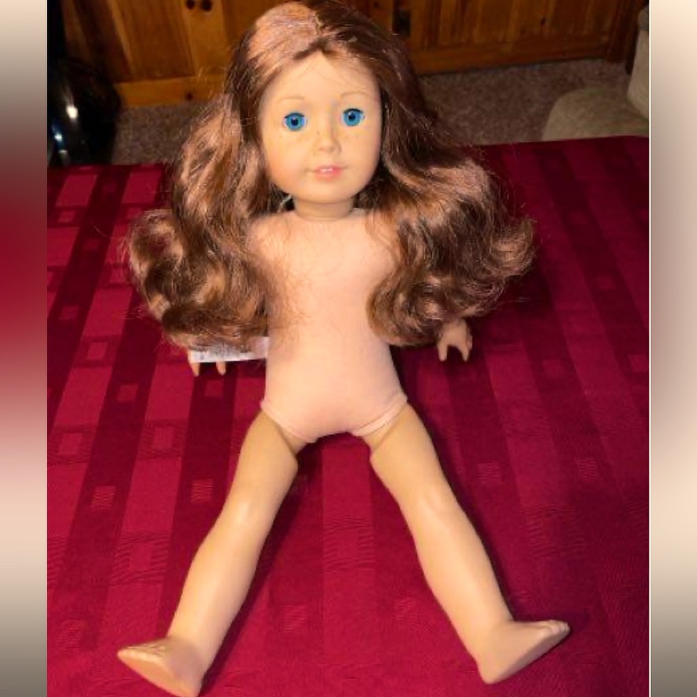 American Girl Doll (18”) 2013 Saige